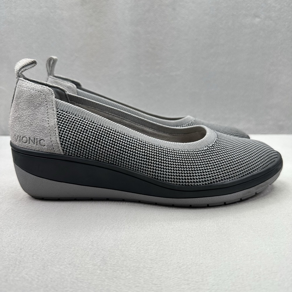 Vionic Jacey‎ Knit Womens Size 8 Wedge Gray Leather Slip On Comfort Support